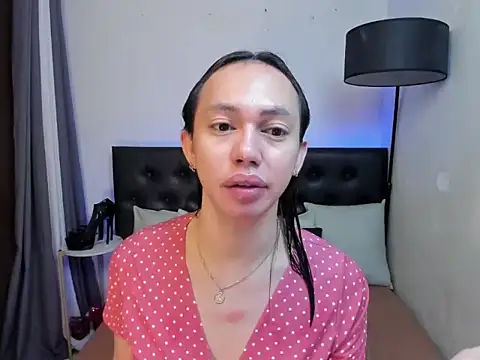 Hournykate online show from November 16, 7:14 pm