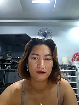 lustlushlady6 online show from December 3, 8:44 pm