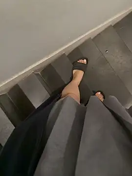 Meii-meyy online show from April 3, 3:10 pm