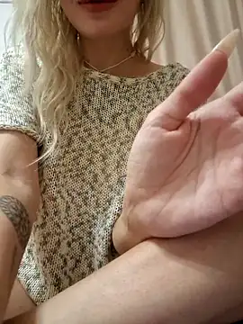 KateMonroe online show from October 13, 9:17 pm