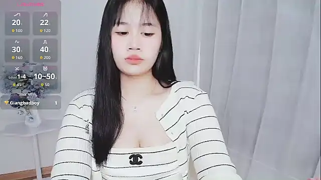 -Rose-Lucky- online show from November 2, 1:31 am