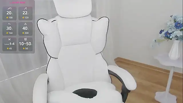 -Rose-Lucky- online show from November 26, 8:26 am