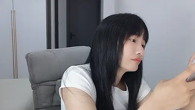 Lisa-3333 online show from June 18, 2:55 pm