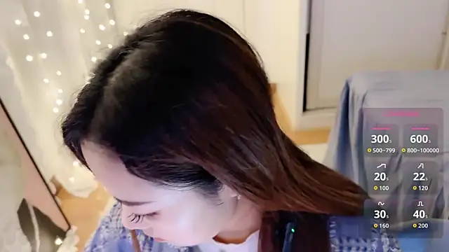 charlotte520 online show from October 14, 1:52 am