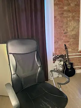 Chloe Ravens online show from October 26, 6:20 am