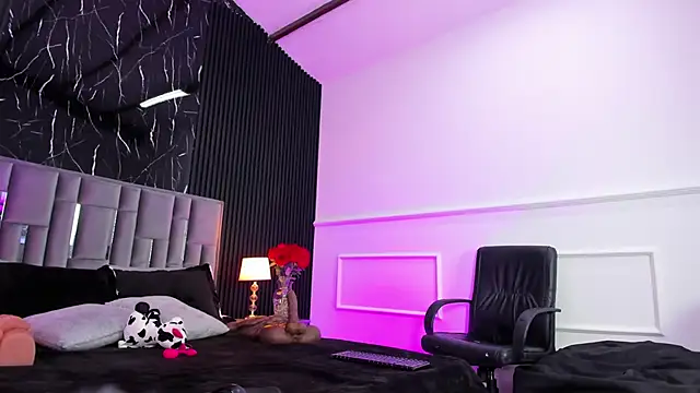Bigsexxyass online show from July 15, 4:39 am