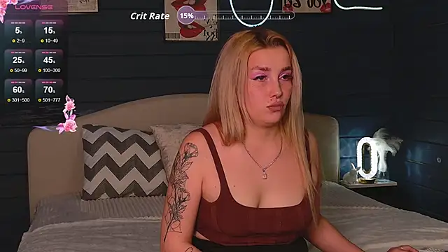 Crystal Jull online show from October 25, 6:04 pm