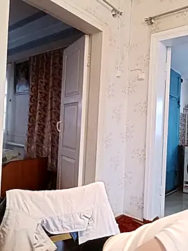 VikaKing online show from April 3, 2:15 pm