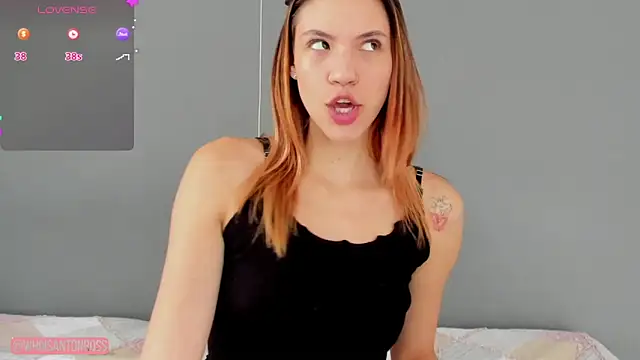 Snapshot of AntonellaaRossii chatting on October 18, 2:09 pm AntonellaaRossii online show from October 18, 2:09 pm