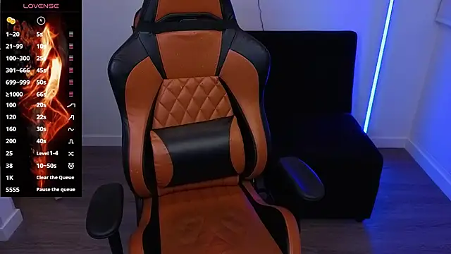 imlaiaaa online show from October 28, 12:16 am