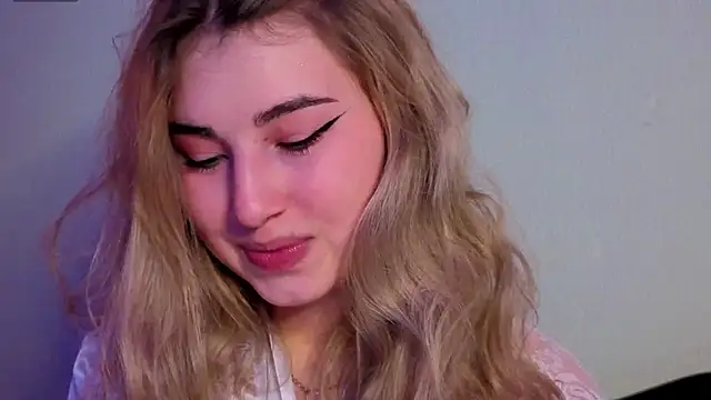 sugarskitty online show from October 31, 1:18 am