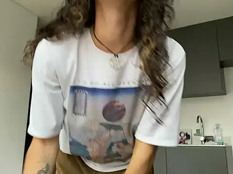 camille delrey online show from October 11, 11:14 am