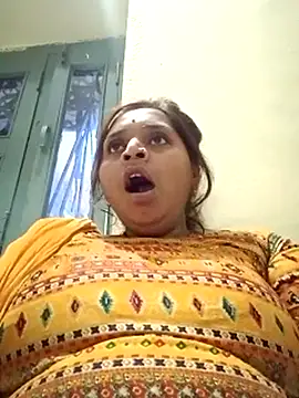 Hot crety online show from October 7, 12:09 pm