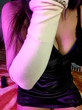 cute-sumi online show from October 18, 7:48 pm