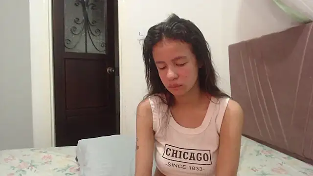 nathaly jones  online show from February 7, 1:15 pm