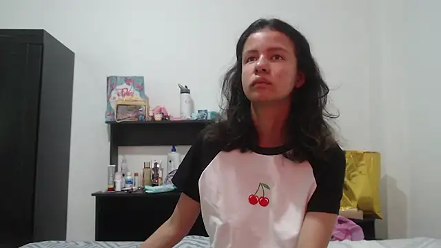 nathaly jones  online show from June 3, 12:39 pm