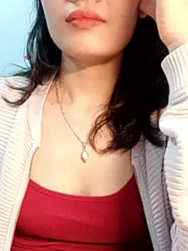 Hinna x online show from March 14, 1:23 pm