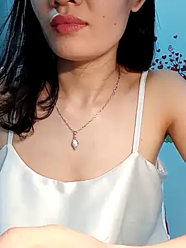 Hinna x online show from April 13, 8:04 am