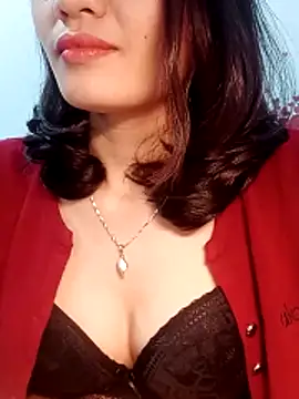 Hinna x online show from February 3, 7:02 am