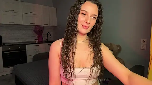 Luna Raee online show from October 30, 1:56 pm