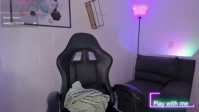 Alyson Conner online show from January 13, 10:25 pm