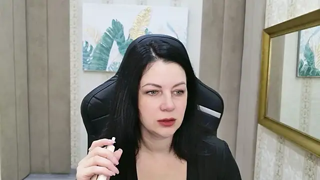 Nina Stane online show from December 4, 5:32 am