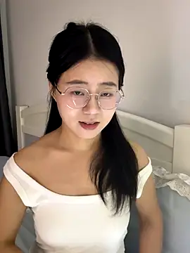 Ella-A9 online show from September 27, 4:36 pm