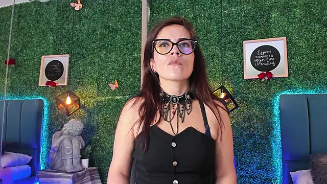 Linagh  online show from April 6, 11:33 am