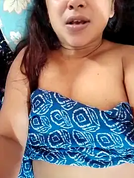 Snapshot of sweet_jenni chatting on October 16, 5:10 am sweet jenni online show from October 16, 5:10 am