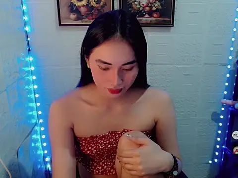 Snapshot of lovelysassy chatting on October 15, 12:46 am lovelysassy online show from October 15, 12:46 am