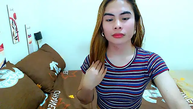 mikhaylahanderson online show from February 5, 3:09 am