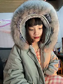 andymi1 online show from March 11, 2:05 am