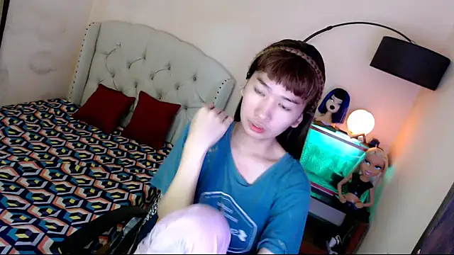 ShantalFoxxy  online show from November 4, 1:21 am