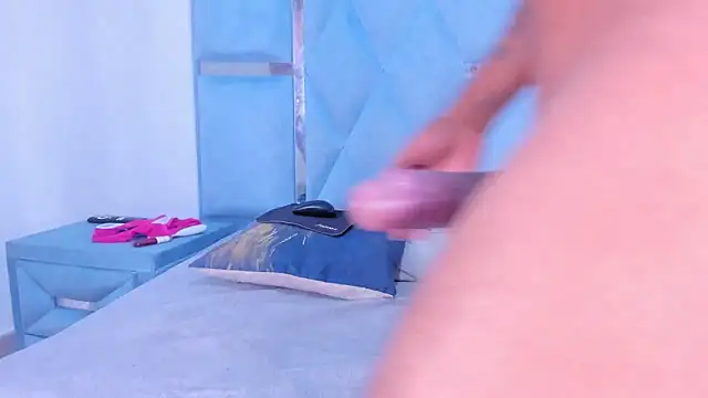 DaylesAndHarry online show from October 15, 1:03 pm