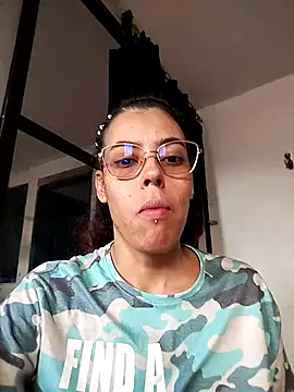 Pamelamiler   online show from March 20, 7:41 pm