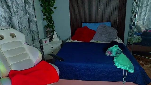 kataleya 29 online show from March 18, 8:03 pm