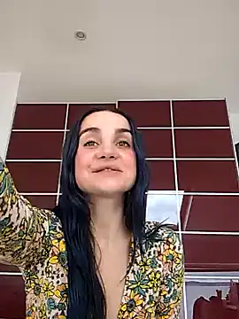 Snapshot of RosieCheexxxxxx chatting on September 15, 11:29 am RosieCheexxxxxx online show from September 15, 11:29 am