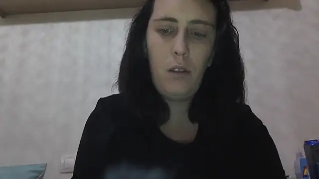 laxinna123 online show from December 5, 1:23 pm