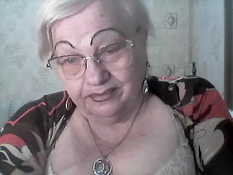 NatalieNorth online show from March 1, 11:59 pm