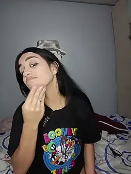 Bigtiti01 online show from December 21, 9:41 pm