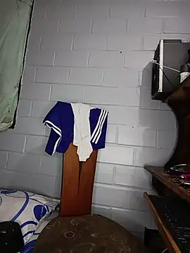 Bigtiti01 online show from December 14, 7:08 pm