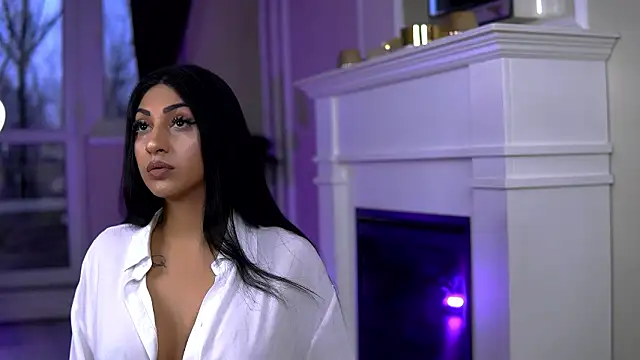 EmaHallee online show from March 27, 4:25 am