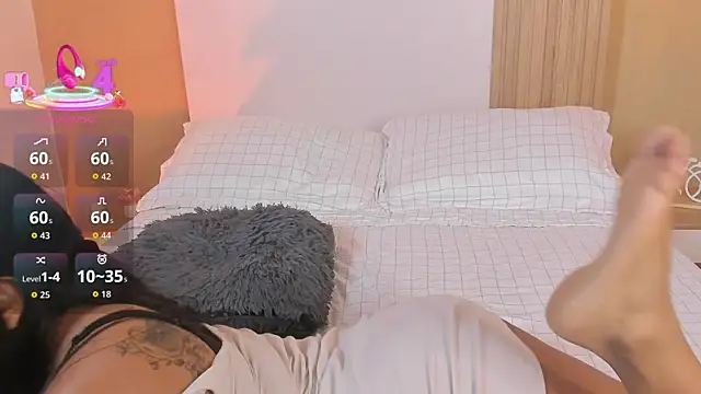 Camila Bustamante online show from September 17, 5:00 pm