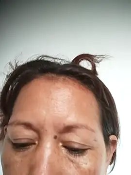 Snapshot of marinita13 chatting on October 31, 9:41 pm marinita13 online show from October 31, 9:41 pm