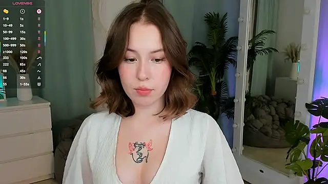 LanaRoselle online show from December 4, 9:26 pm