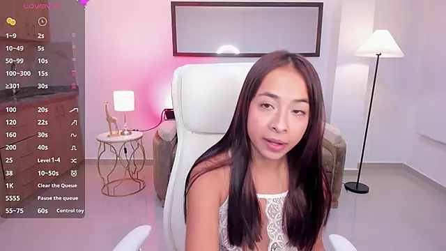 July Adams online show from October 1, 3:33 am