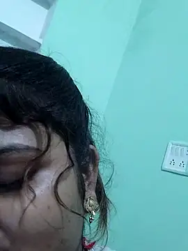 Snapshot of Hot_mirchjii chatting on September 10, 1:33 pm Hot mirchjii online show from September 10, 1:33 pm