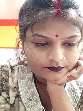 Hot mirchjii online show from November 4, 4:50 am