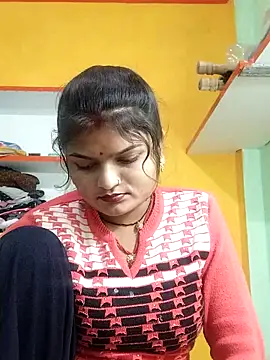 Hot mirchjii online show from December 15, 11:37 am