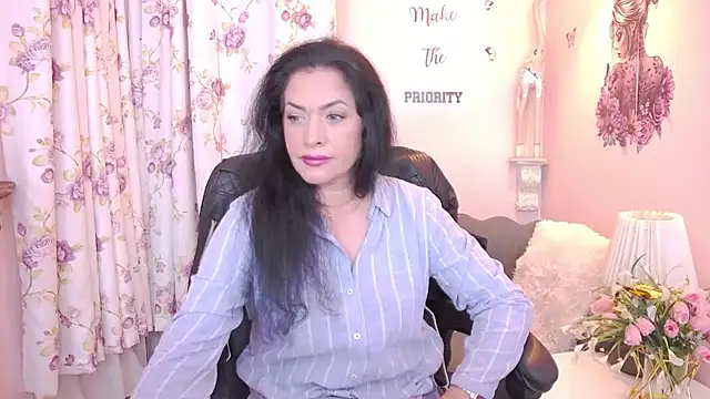 MyLovOne online show from February 17, 1:21 pm